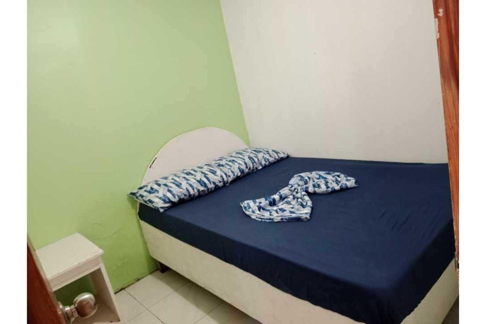 Oyo 1048 Jomckayl Apartelle Нага Екстериор снимка