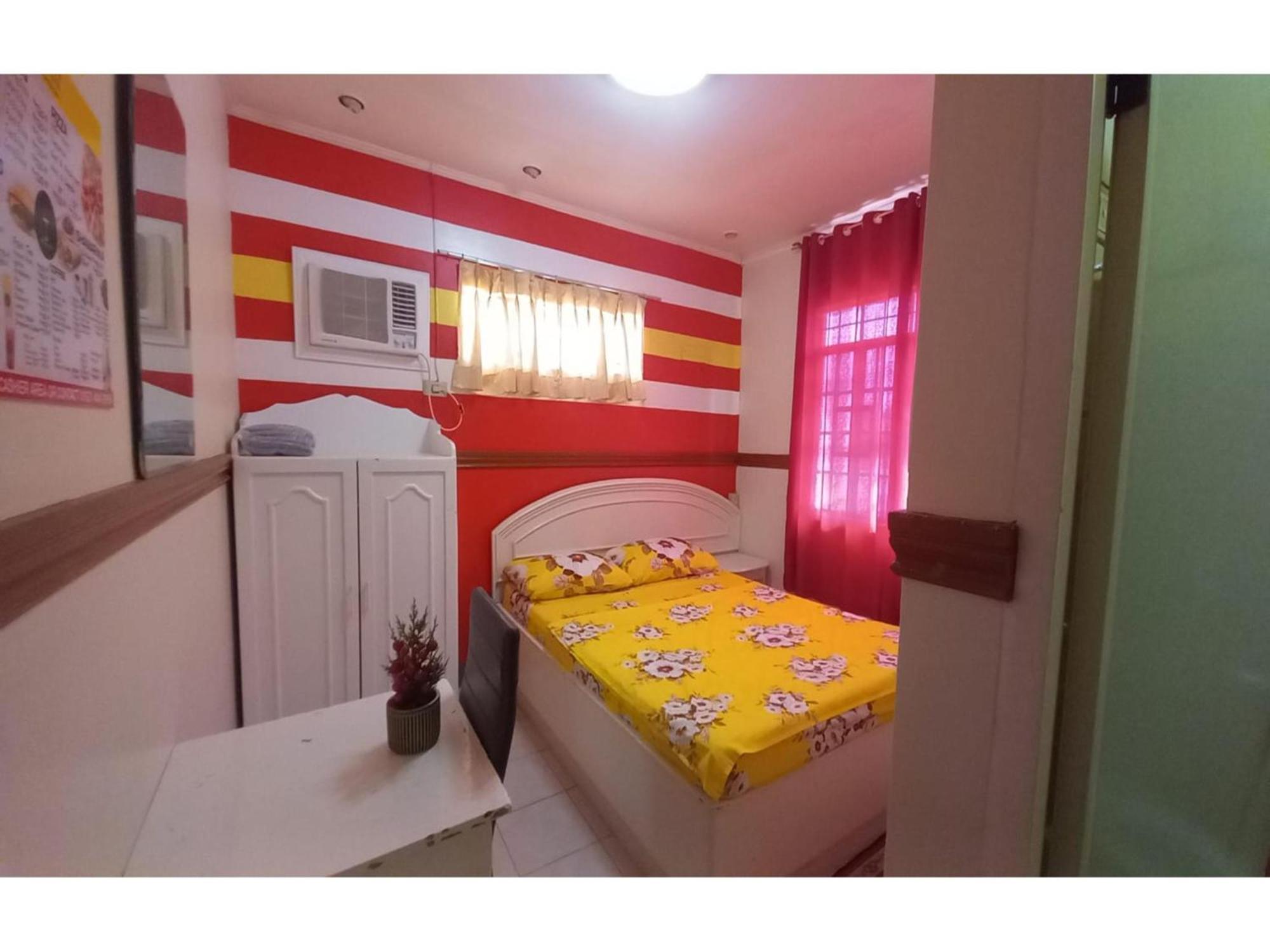 Oyo 1048 Jomckayl Apartelle Нага Екстериор снимка