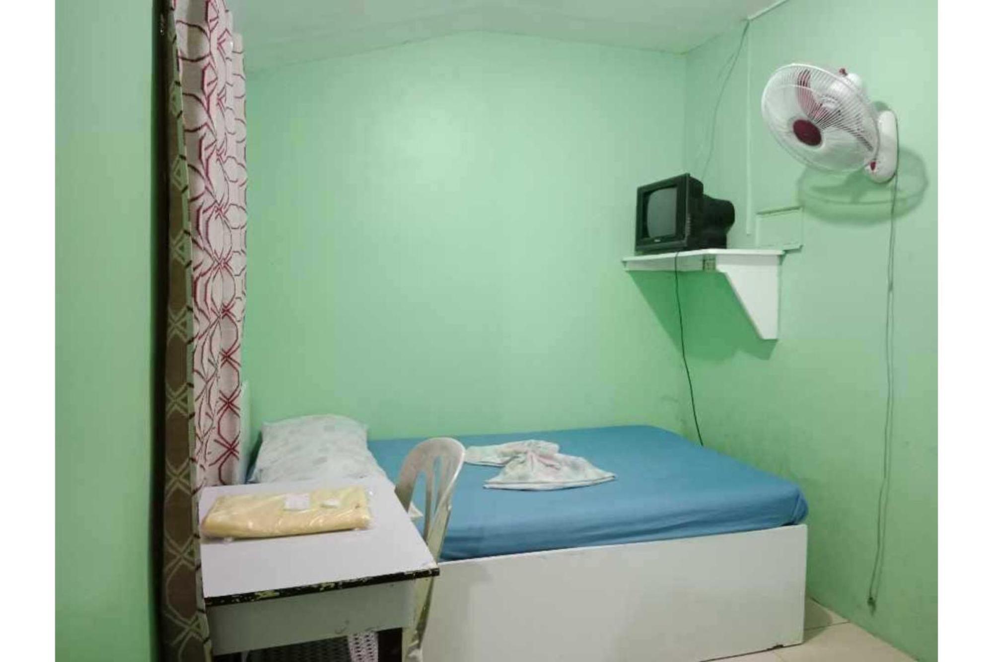 Oyo 1048 Jomckayl Apartelle Нага Екстериор снимка
