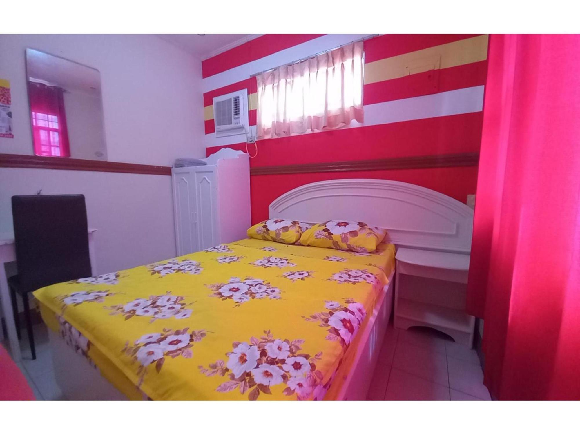 Oyo 1048 Jomckayl Apartelle Нага Екстериор снимка