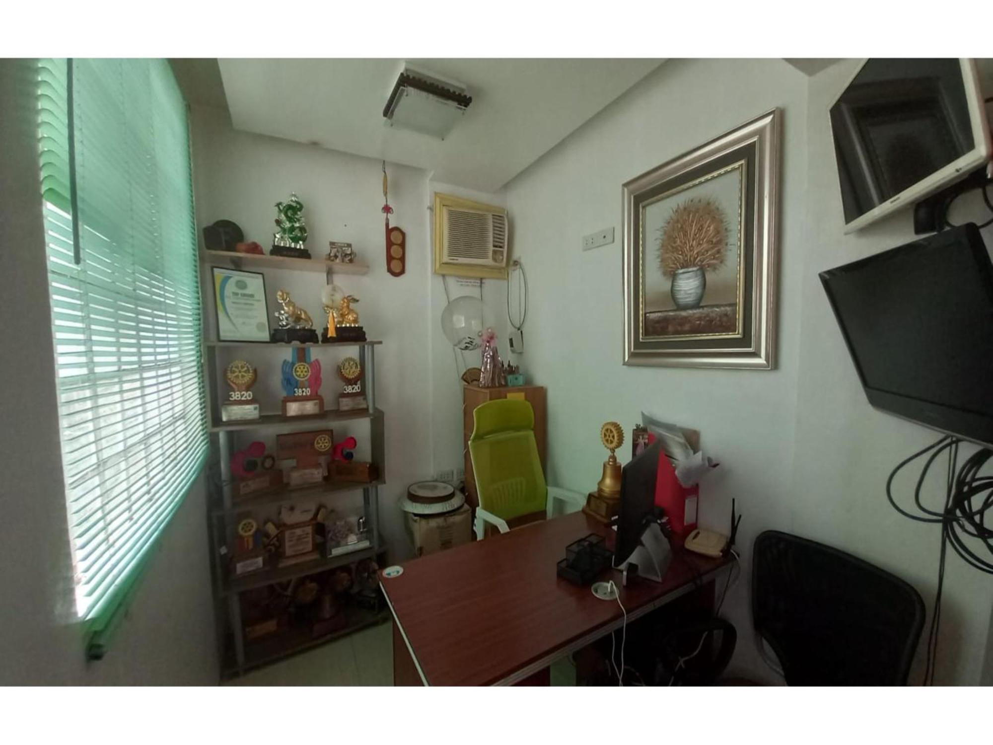 Oyo 1048 Jomckayl Apartelle Нага Екстериор снимка